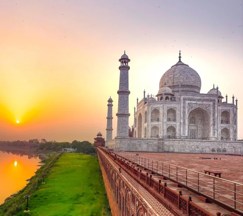 4 Day Golden Triangle Tour